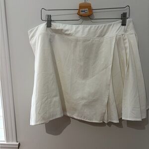 Elegant White Women's Skirt